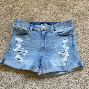 light wash jean shorts